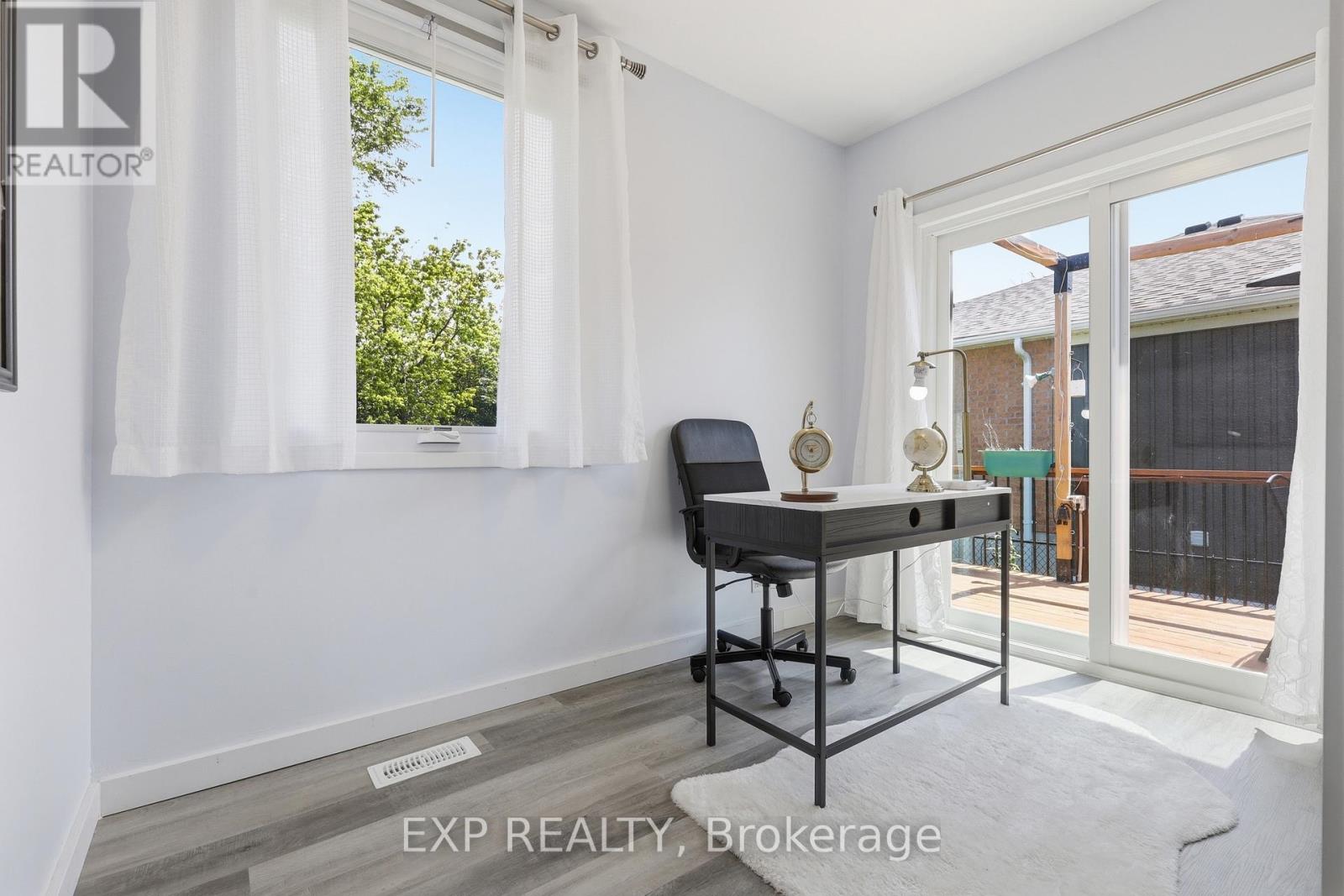833 ELMWOOD ROAD - 38