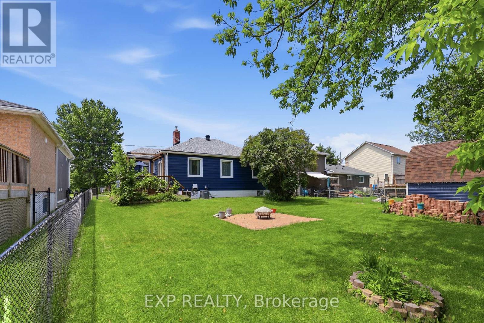 833 ELMWOOD ROAD - 45