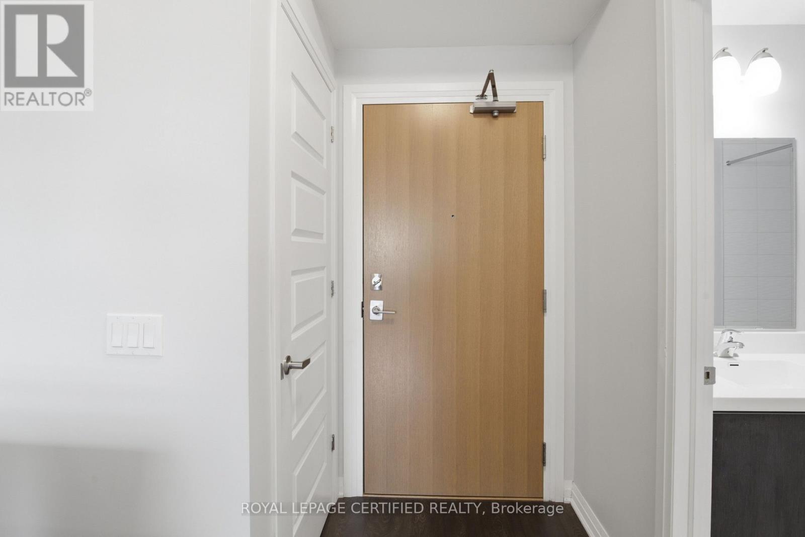 #236 1105 LEGER WAY - 3