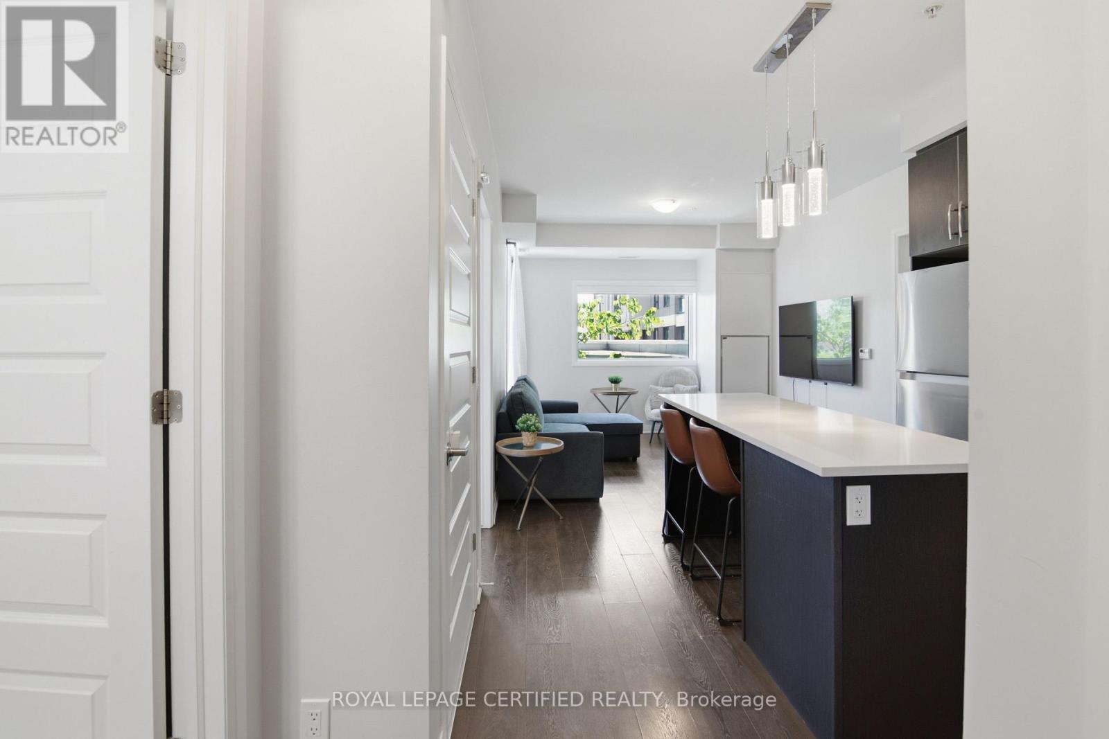 #236 1105 LEGER WAY - 4