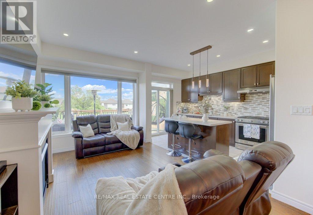 42 GREENWATER STREET - 10