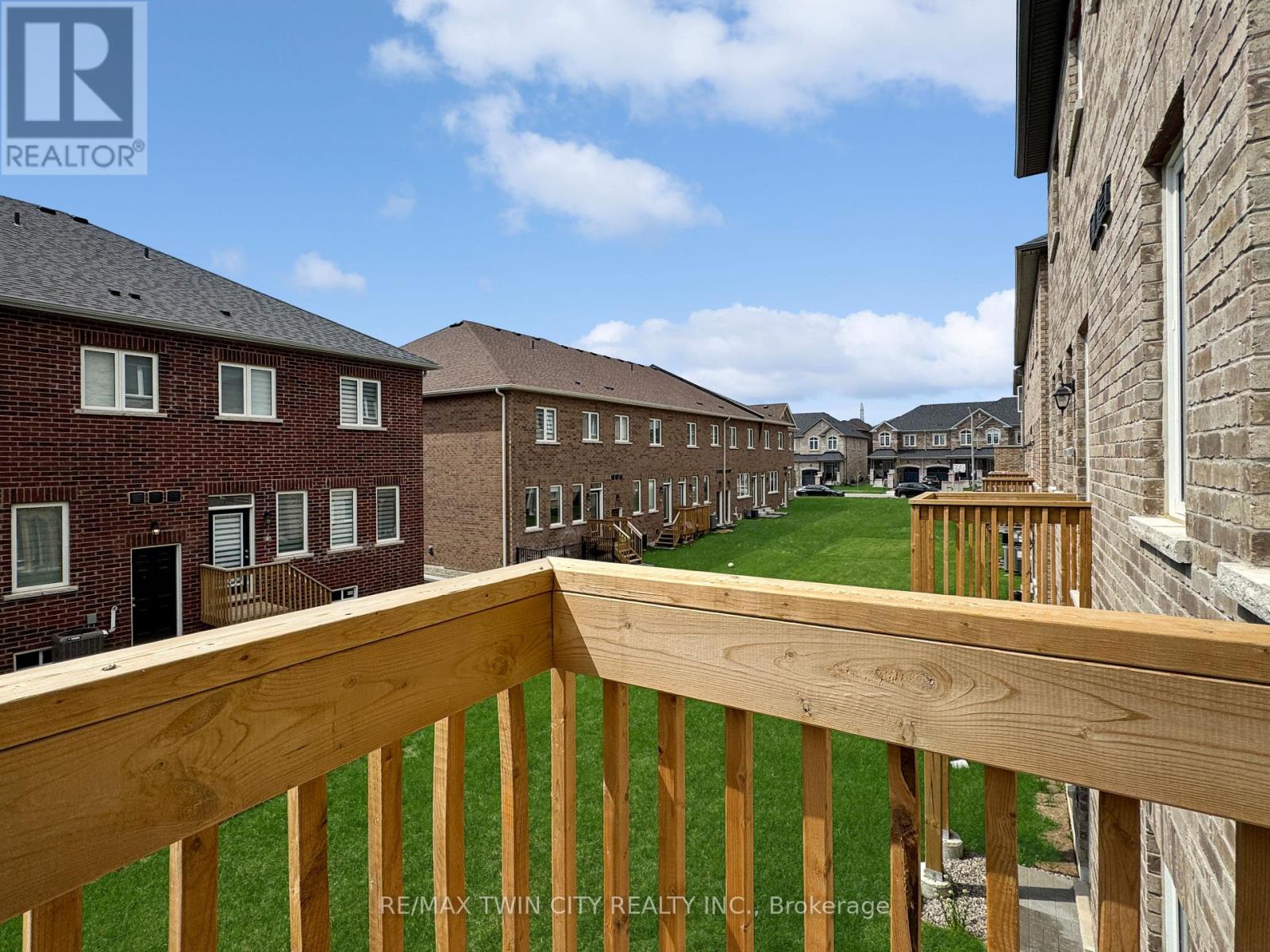 82 GLEDHILL CRESCENT - 15