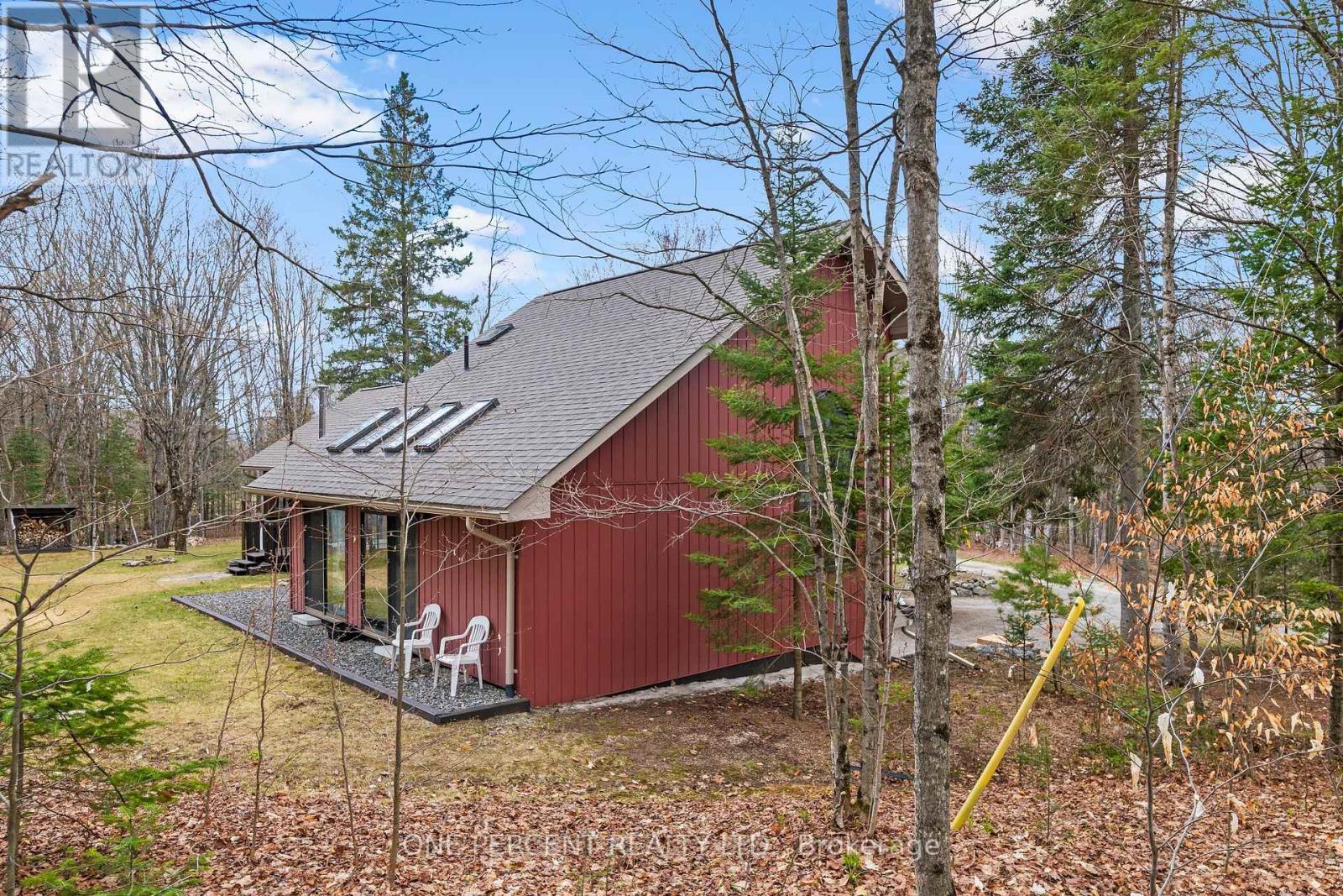 1069 CHALET ROAD - 4