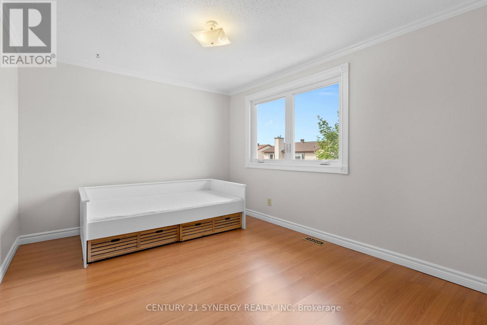 1626 PRESTWICK DRIVE - 30