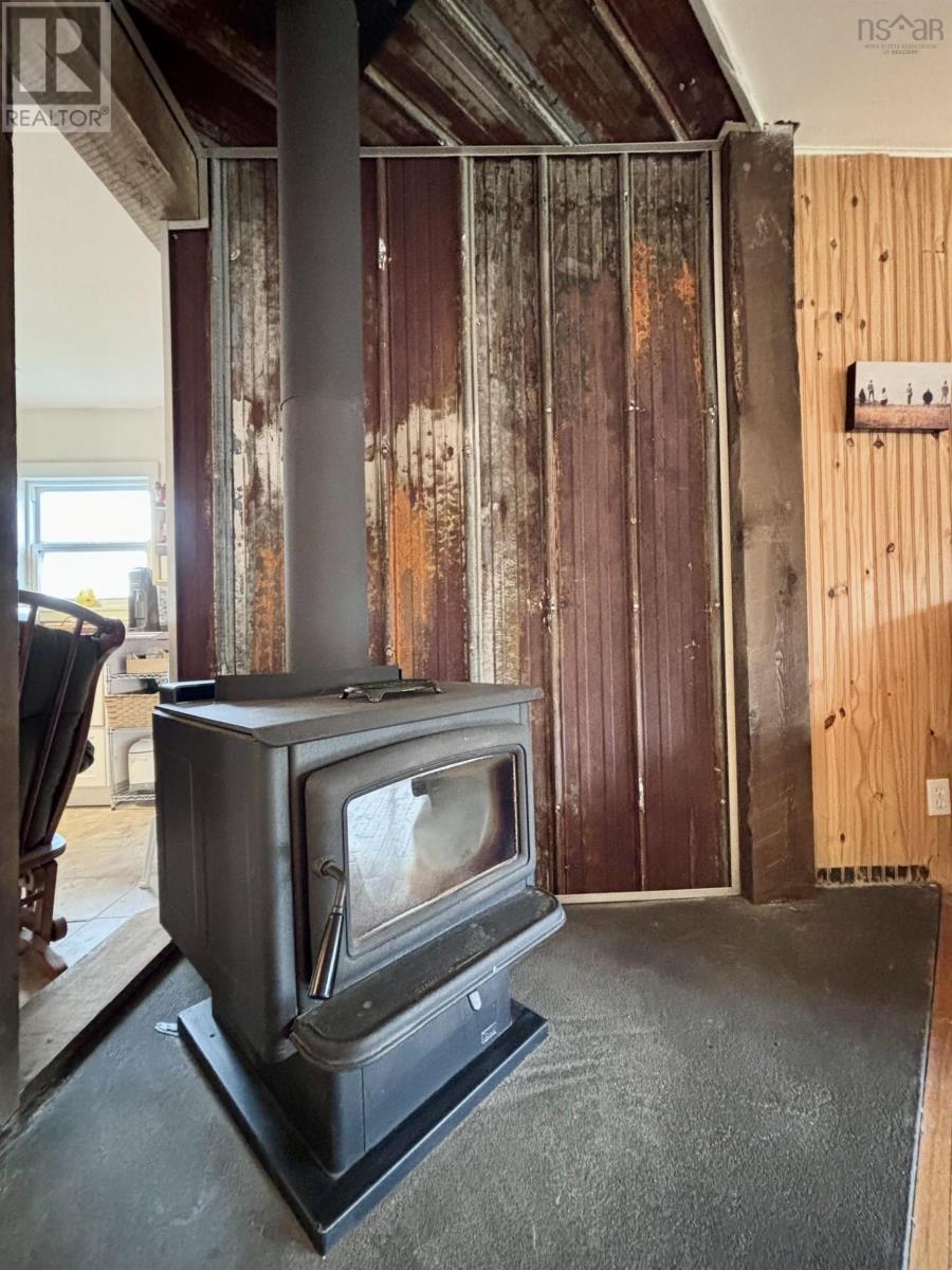 60 Cove Road - 22