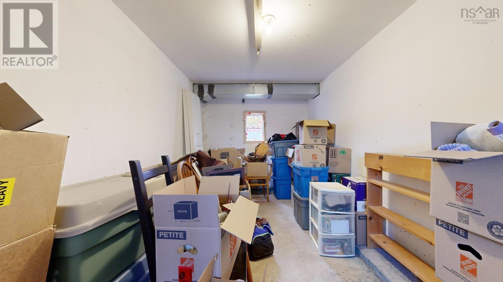 60 Cove Road - 42