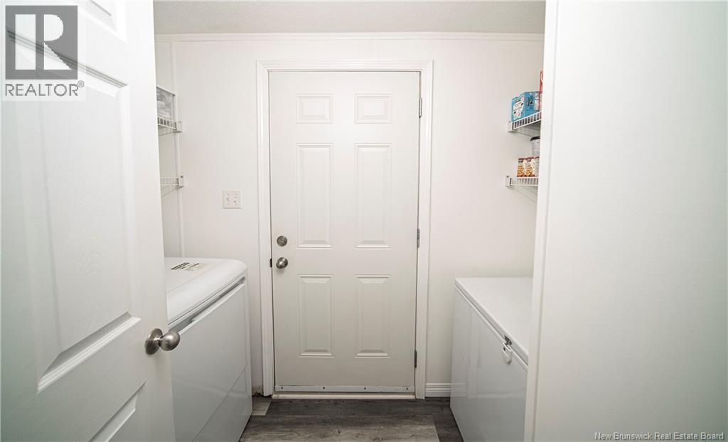 16 Burton Street - 23