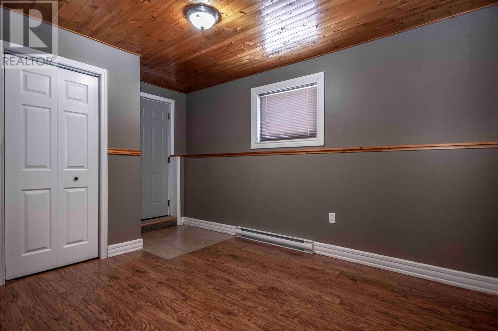 84 Farm Road - 28