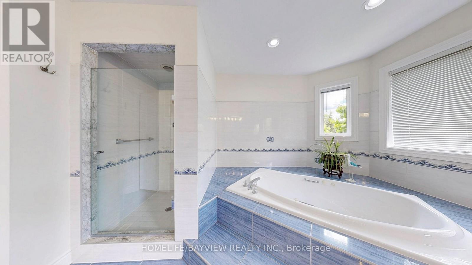 18 MARINUCCI COURT - 28