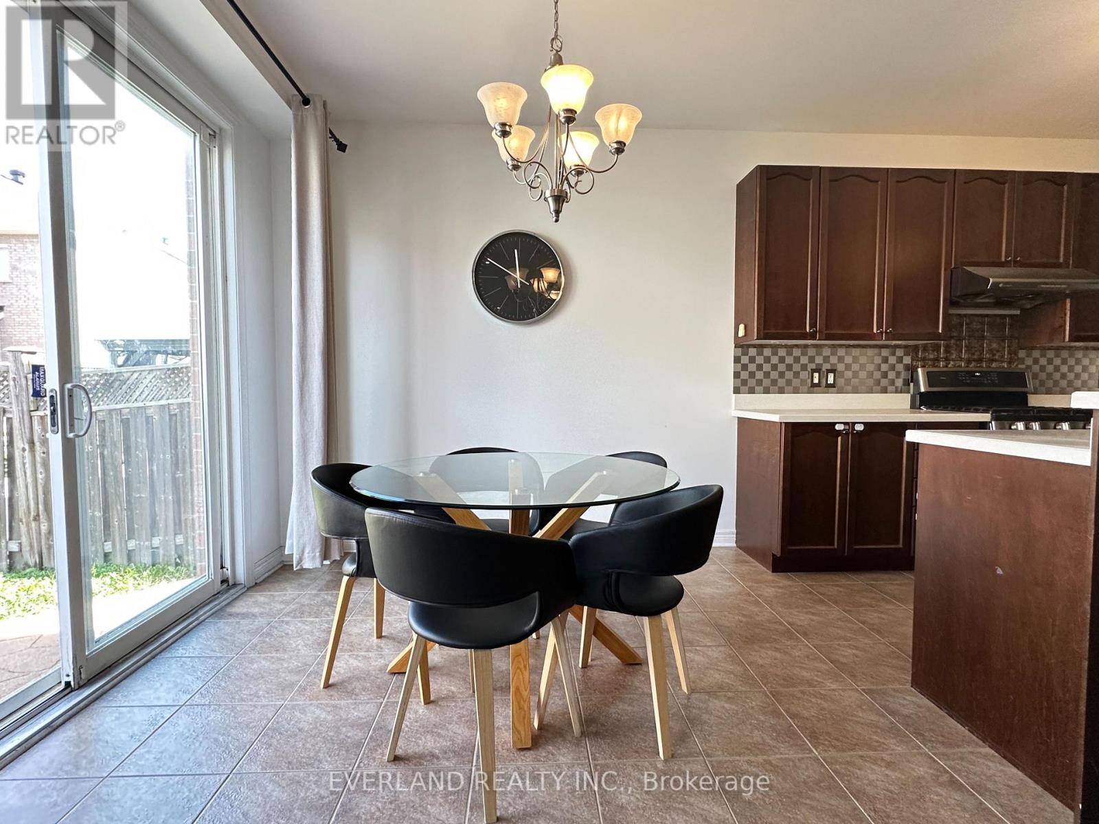22 LUNDY DRIVE - 6