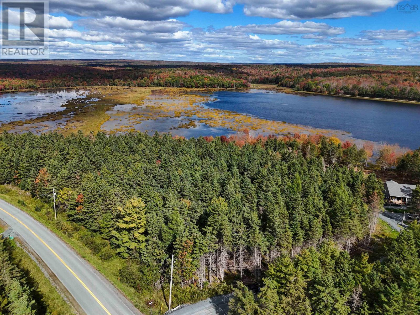 Property 7 of 14 of 998 Lake Egmont Road