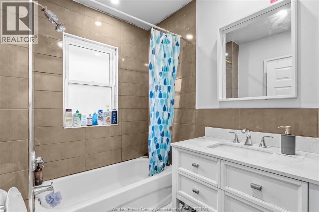 326-328 PARTINGTON AVENUE - 13