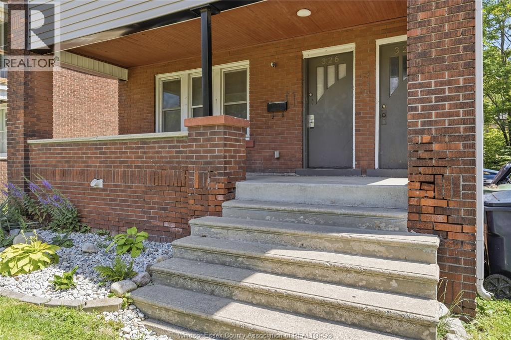 326-328 PARTINGTON AVENUE - 29
