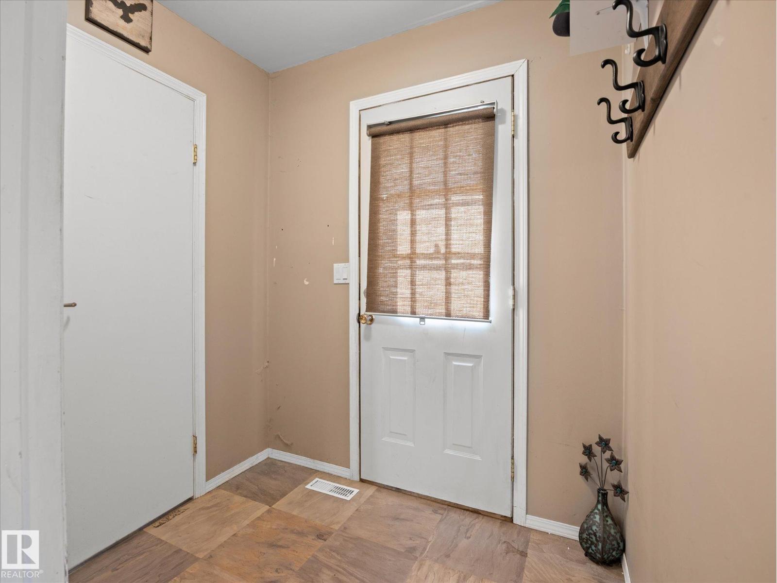 337 CRYSTAL SPRINGS - 24