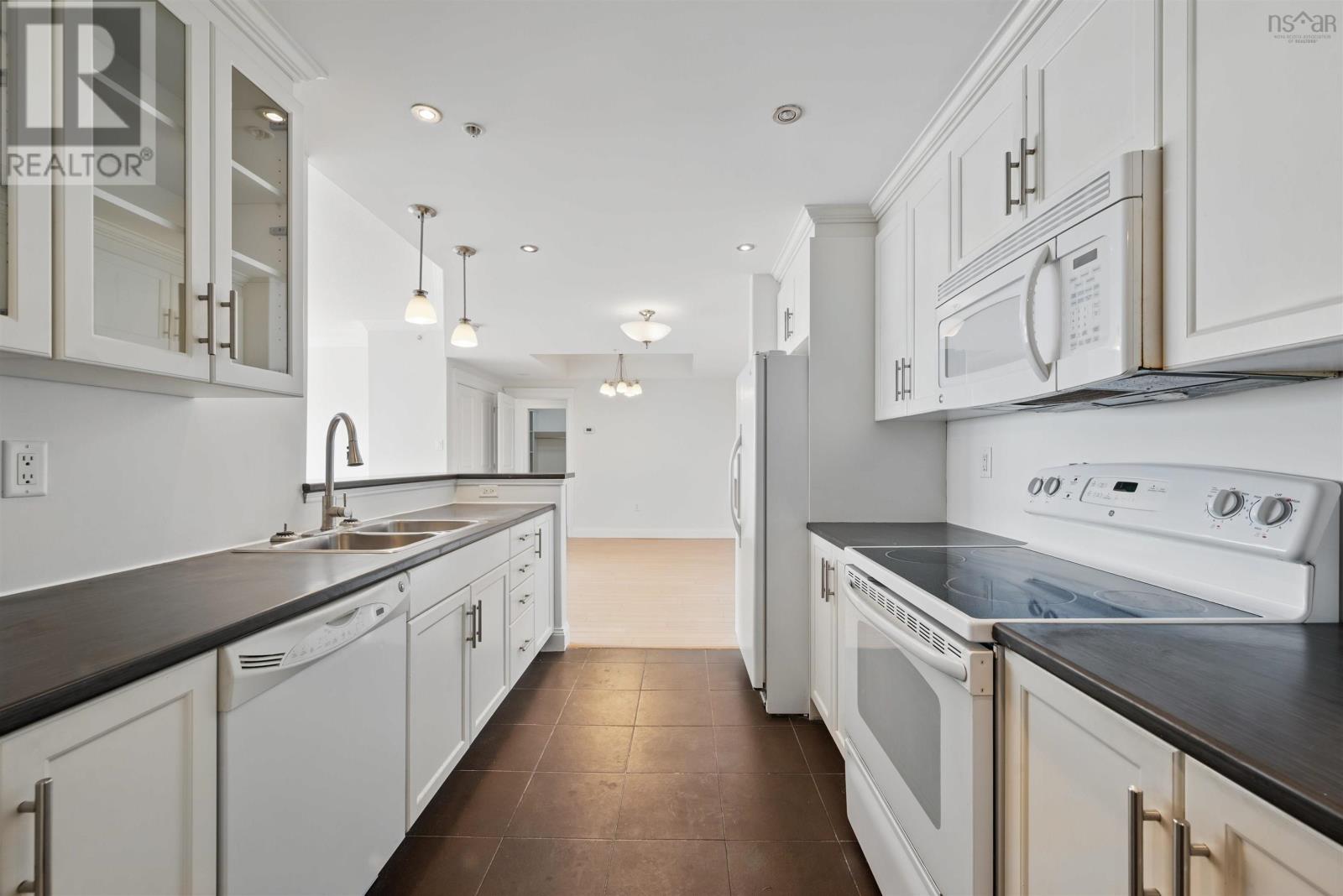#707 60 Walter Havill Drive - 9