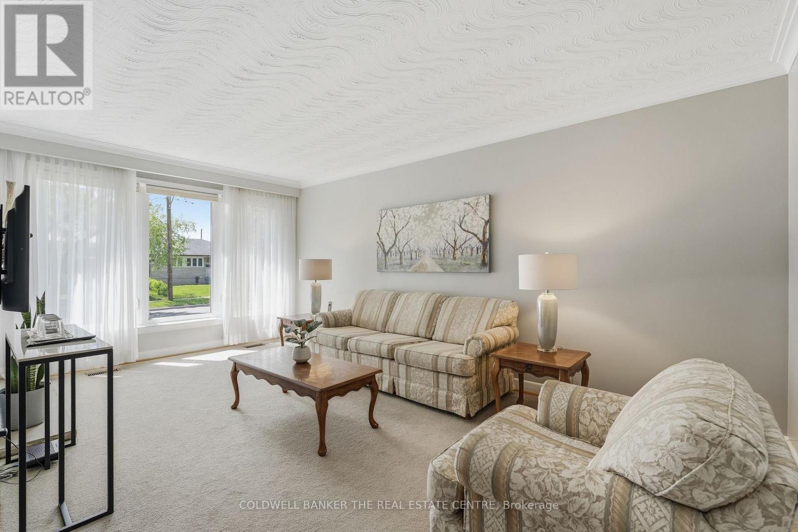 40 BENWAY DRIVE - 10