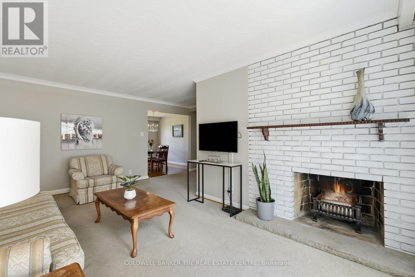 40 BENWAY DRIVE - 9