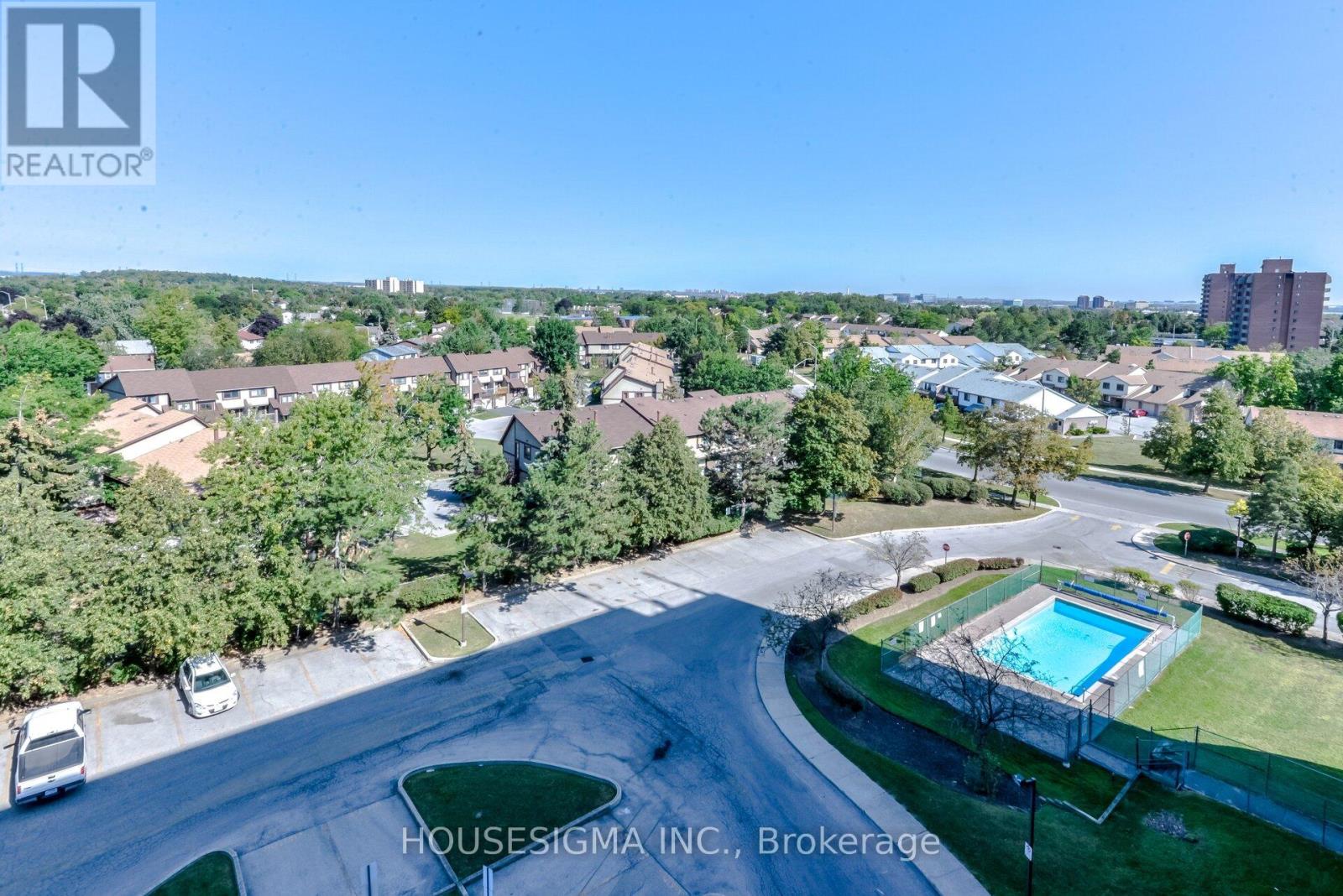 #408 2929 AQUITAINE AVENUE - 38