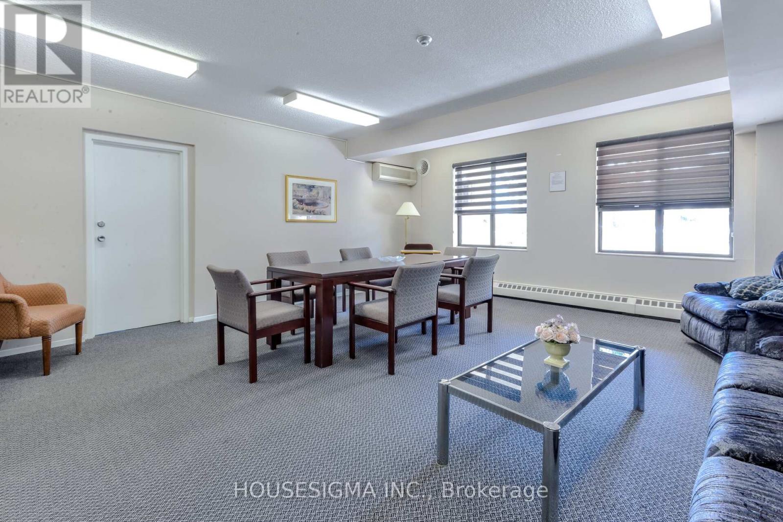 #408 2929 AQUITAINE AVENUE - 40