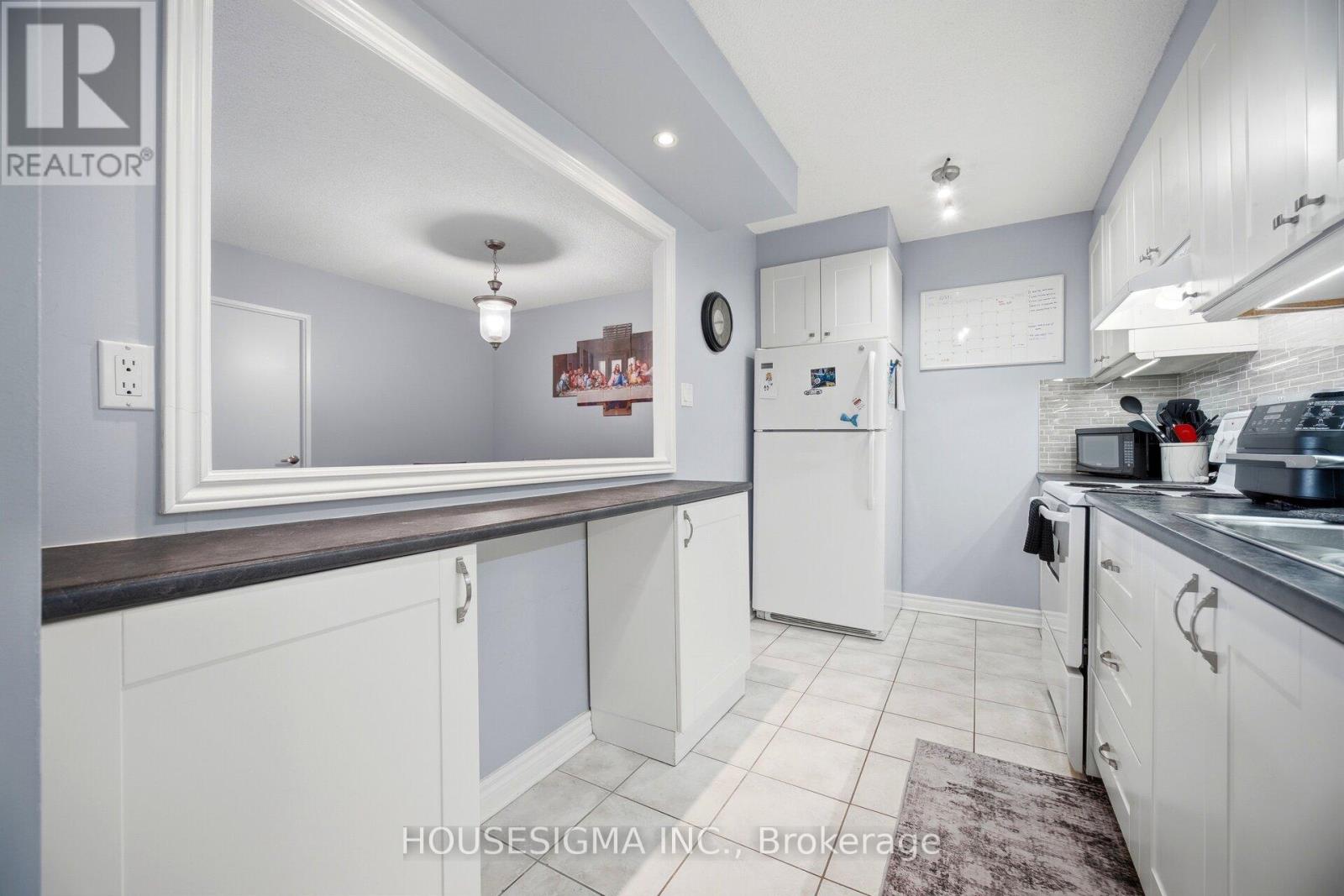 #408 2929 AQUITAINE AVENUE - 9
