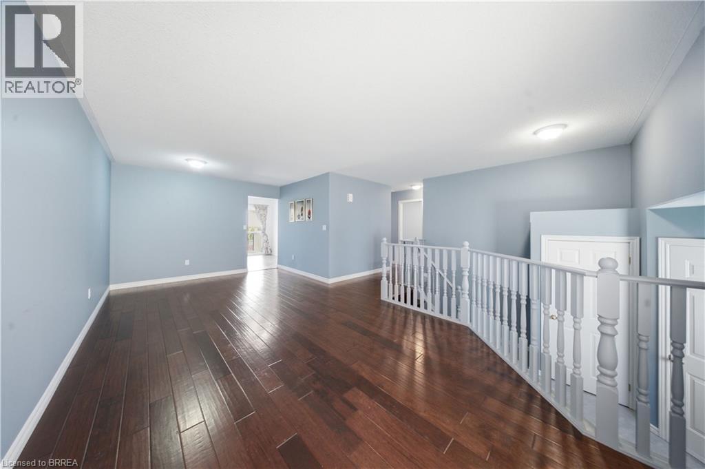 114 DONEGAL Drive - 11