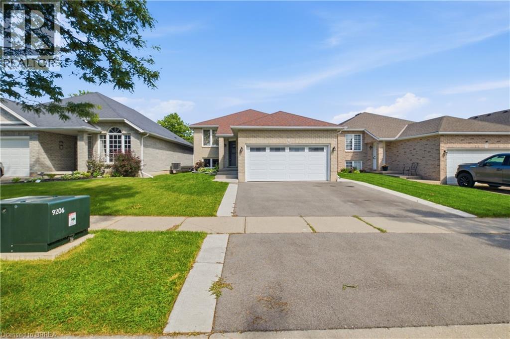 114 DONEGAL Drive - 2