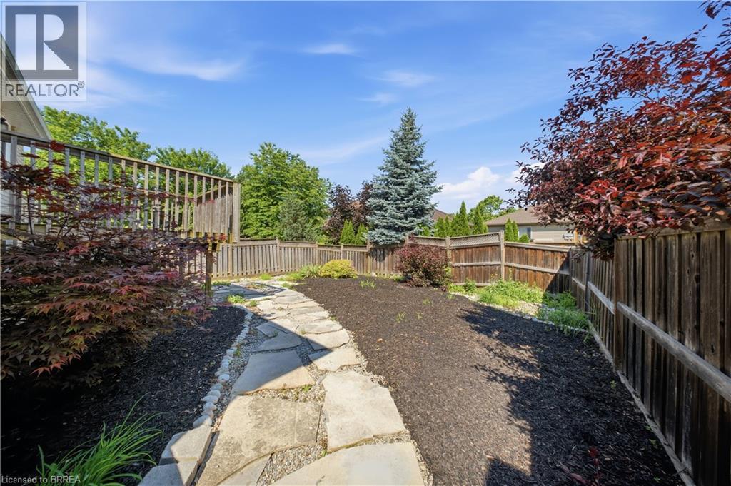 114 DONEGAL Drive - 32