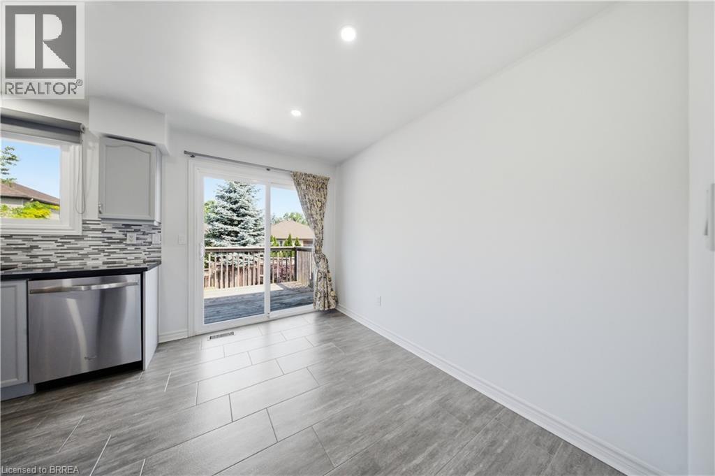 114 DONEGAL Drive - 9