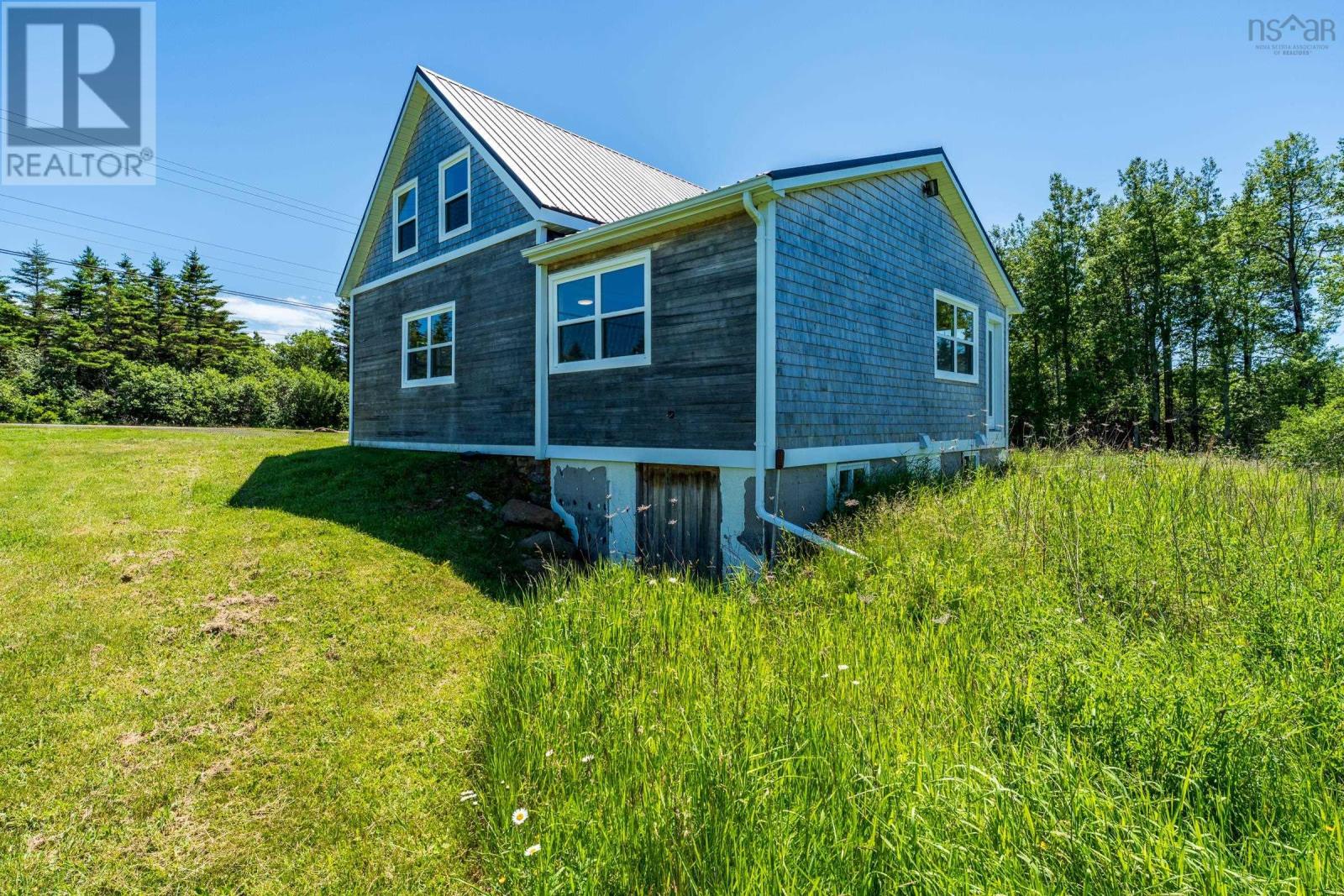 9323 Highway 217 - 33