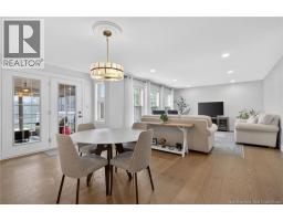 4pc Ensuite bath - 16 Camille, Dieppe, NB E1A0R6 Photo 10