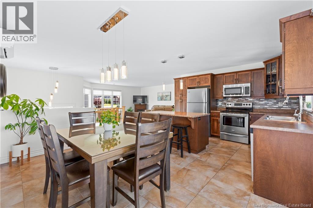 87 Manon Street - 9