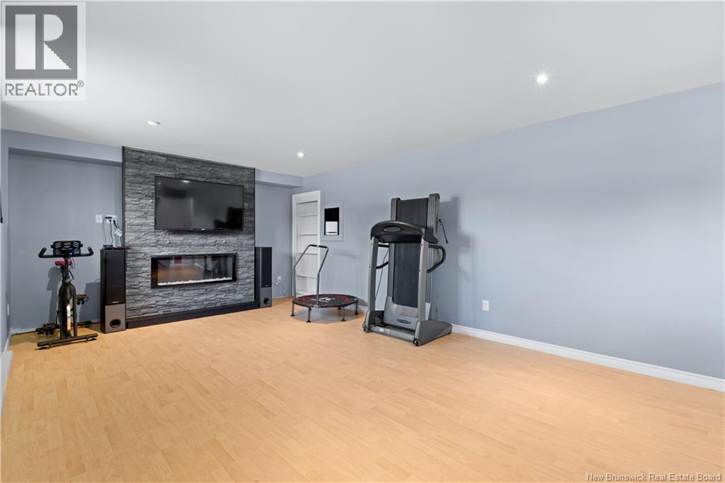 87 Manon Street - 29