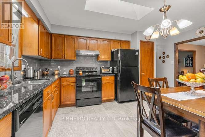 63 CONDOR COURT - 15