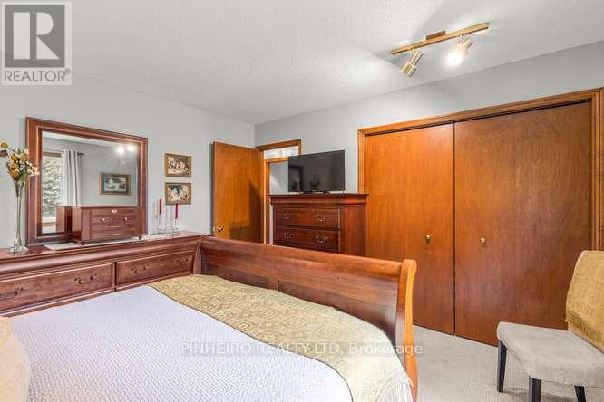 63 CONDOR COURT - 18