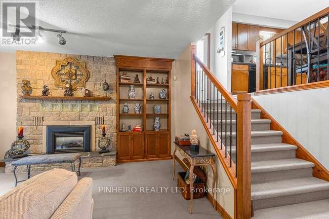 63 CONDOR COURT - 25