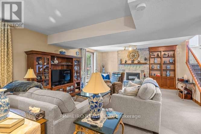 63 CONDOR COURT - 27