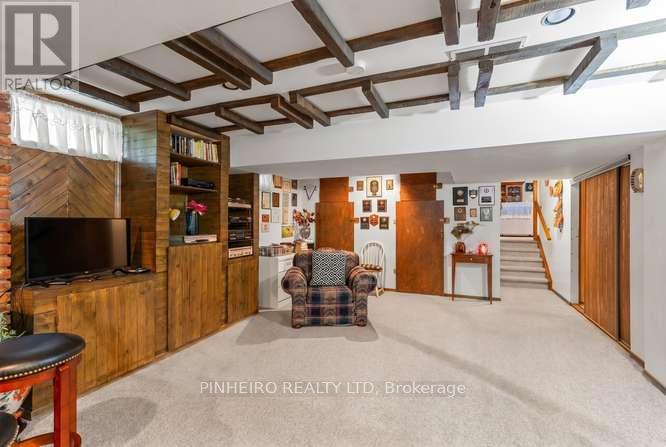 63 CONDOR COURT - 34