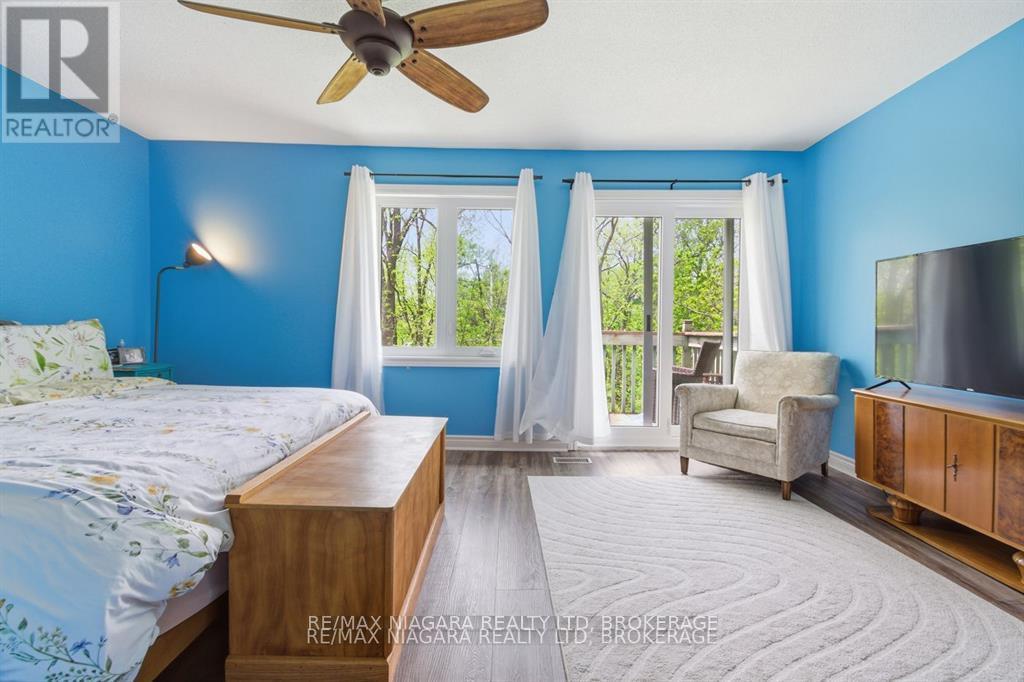 #26 67 LINWELL ROAD - 16