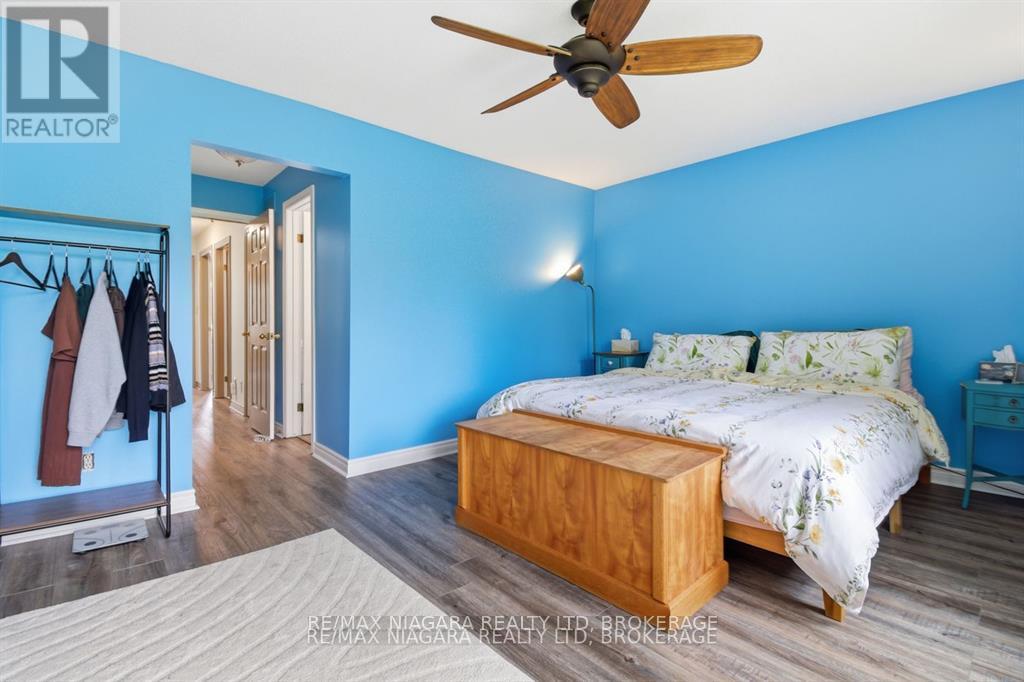 #26 67 LINWELL ROAD - 17