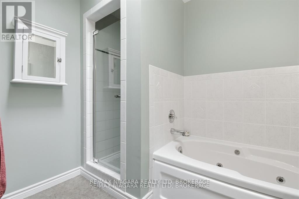 #26 67 LINWELL ROAD - 20