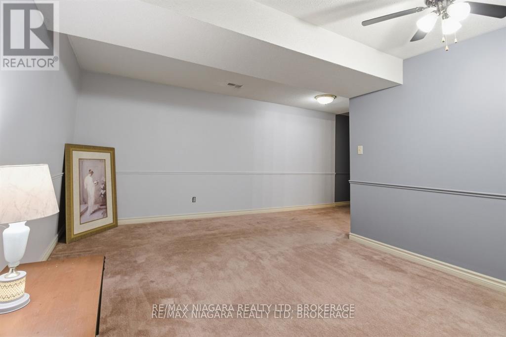 #26 67 LINWELL ROAD - 22