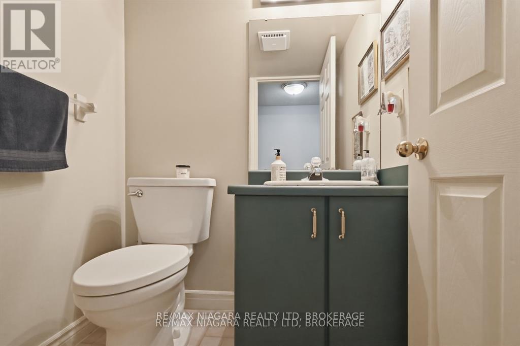 #26 67 LINWELL ROAD - 25
