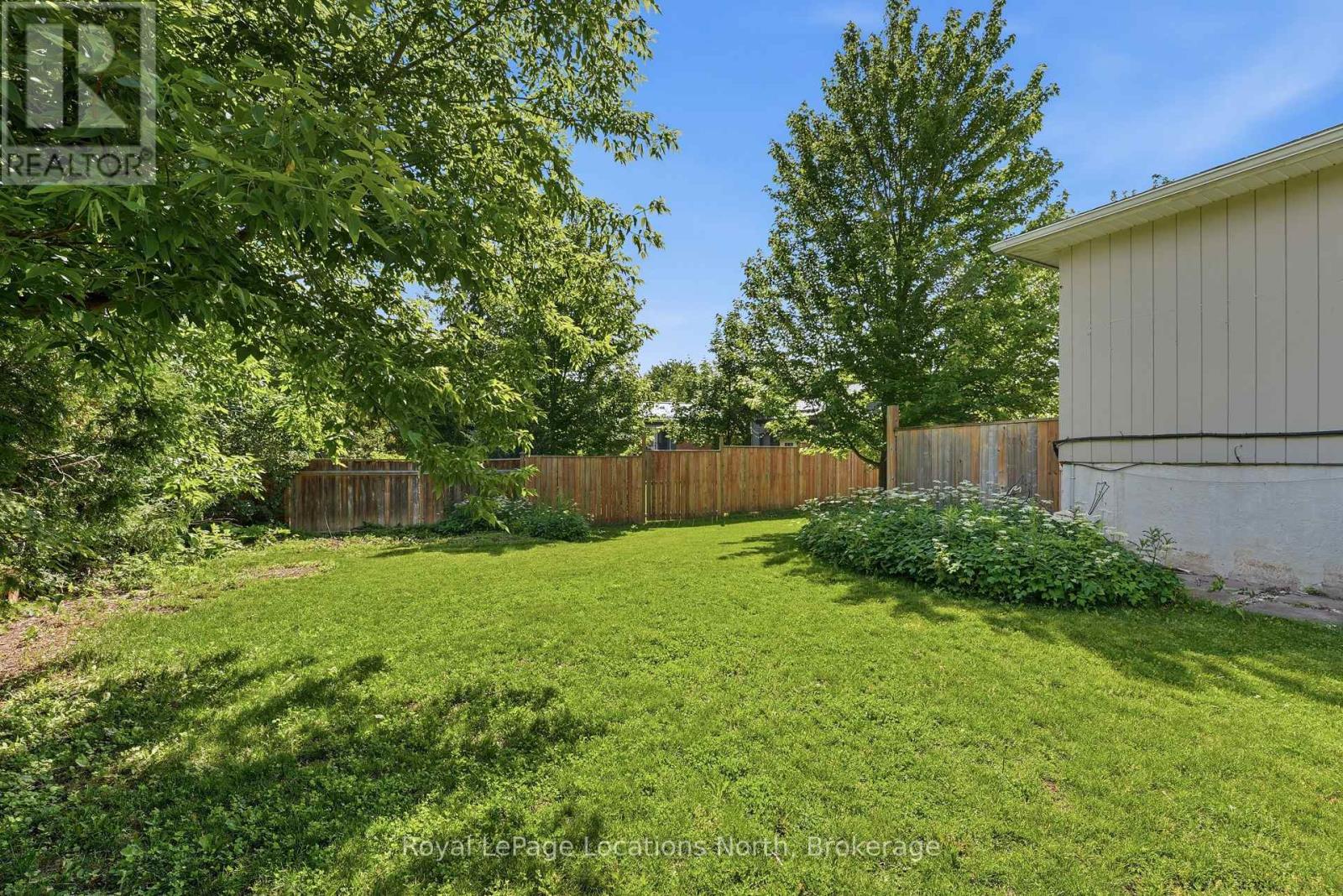 32 COURTICE CRESCENT - 35