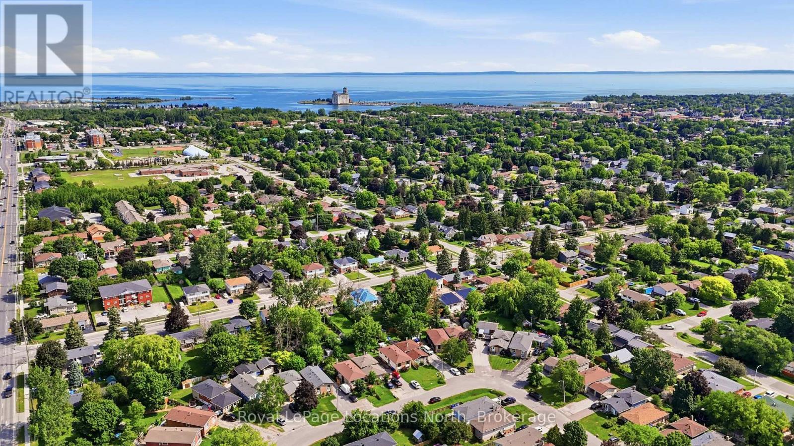 32 COURTICE CRESCENT - 40