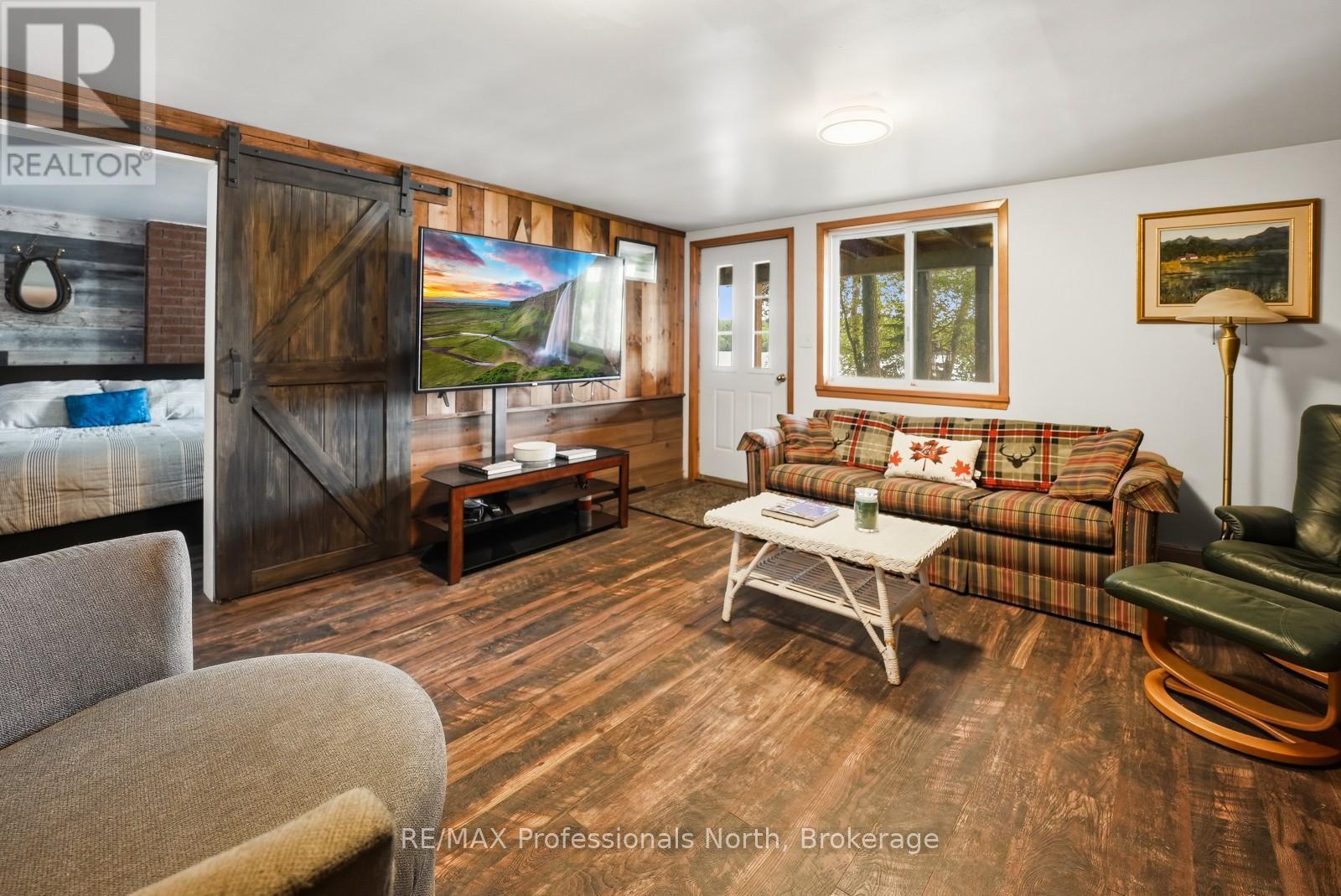 6198 HALIBURTON LAKE ROAD - 28