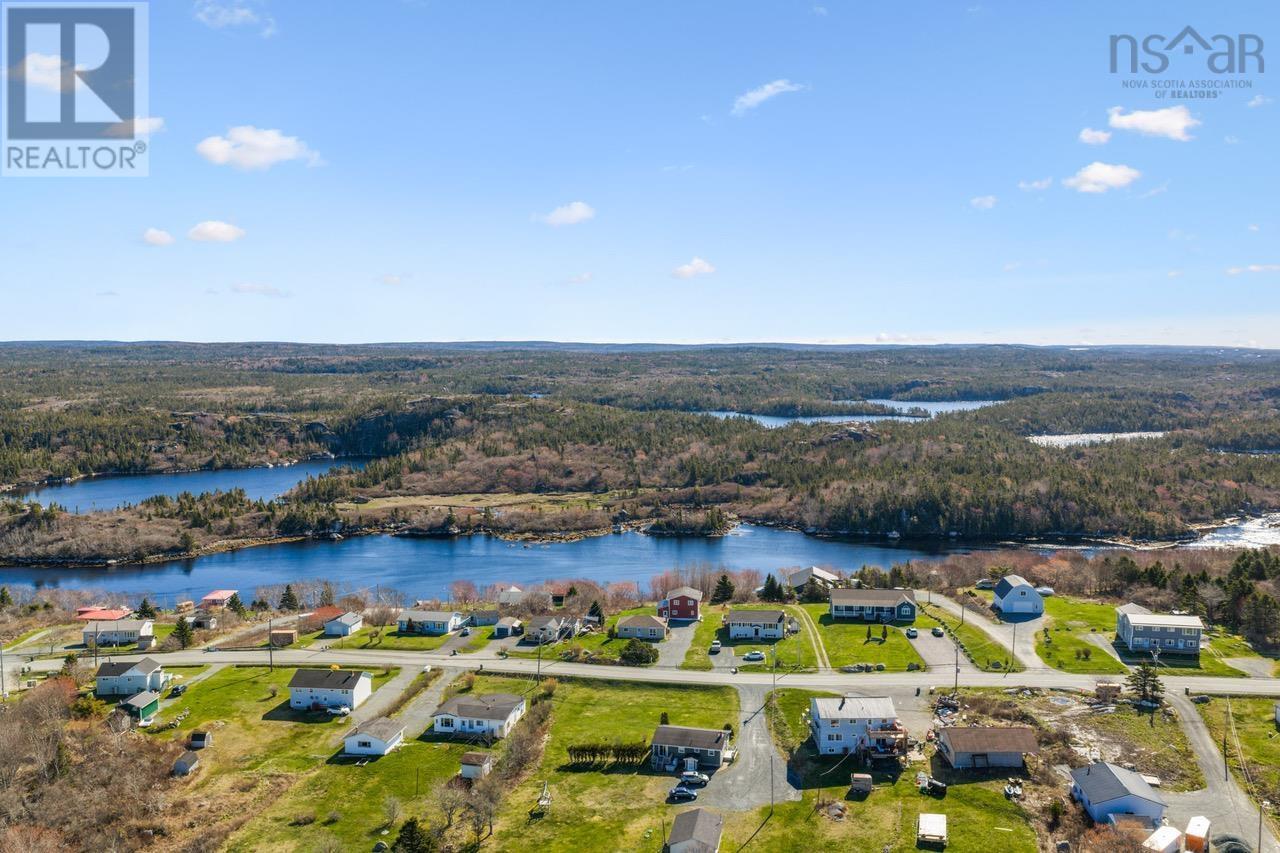 1454 Terence Bay Road - 40