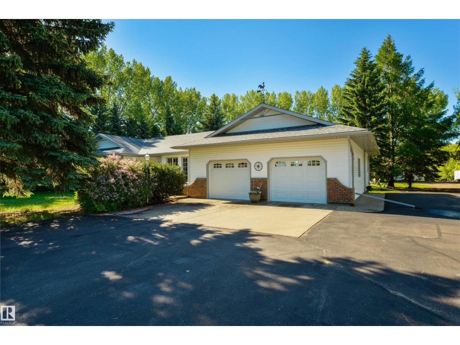 27113 TWP RD 522 - 2