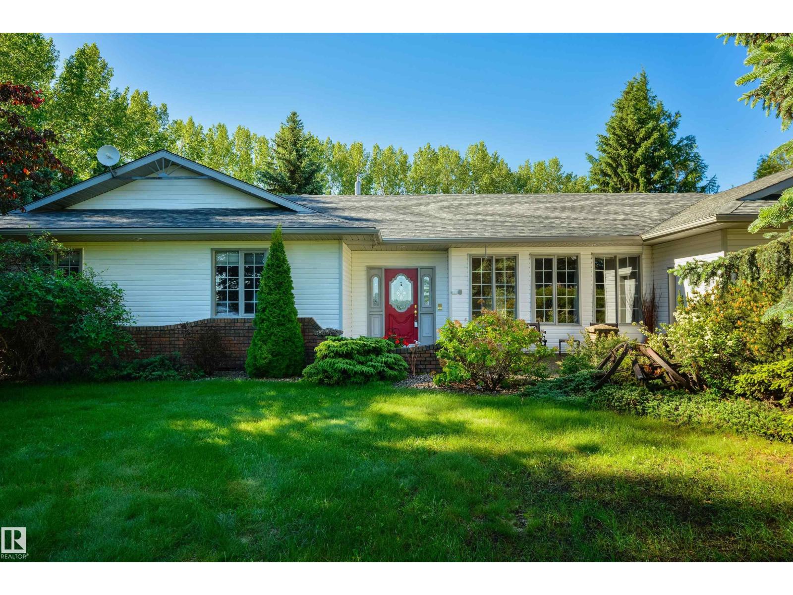 27113 TWP RD 522 - 4