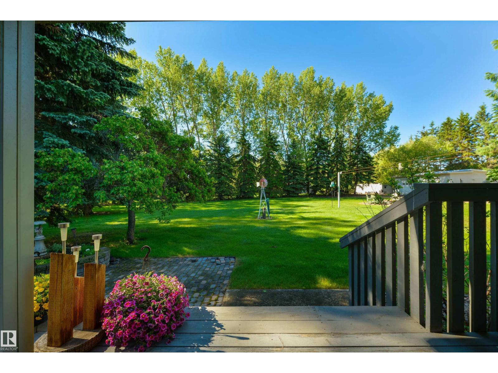 27113 TWP RD 522 - 49