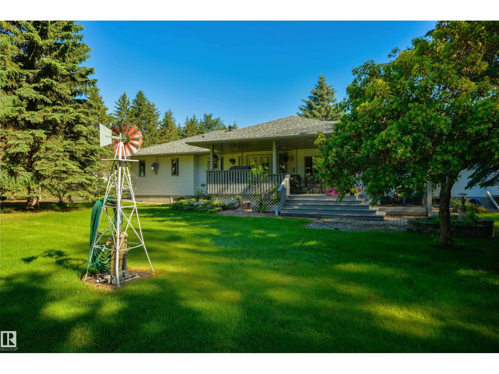 27113 TWP RD 522 - 52
